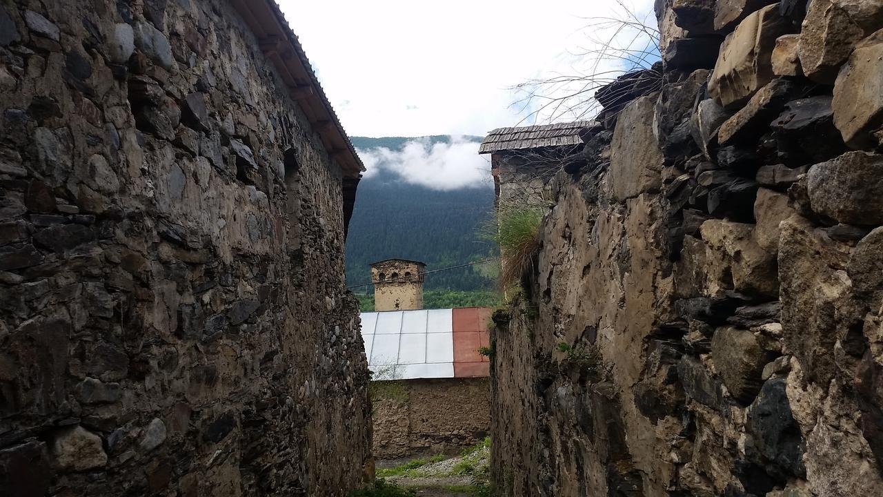 Lagami House Hotel Mestia Exterior photo